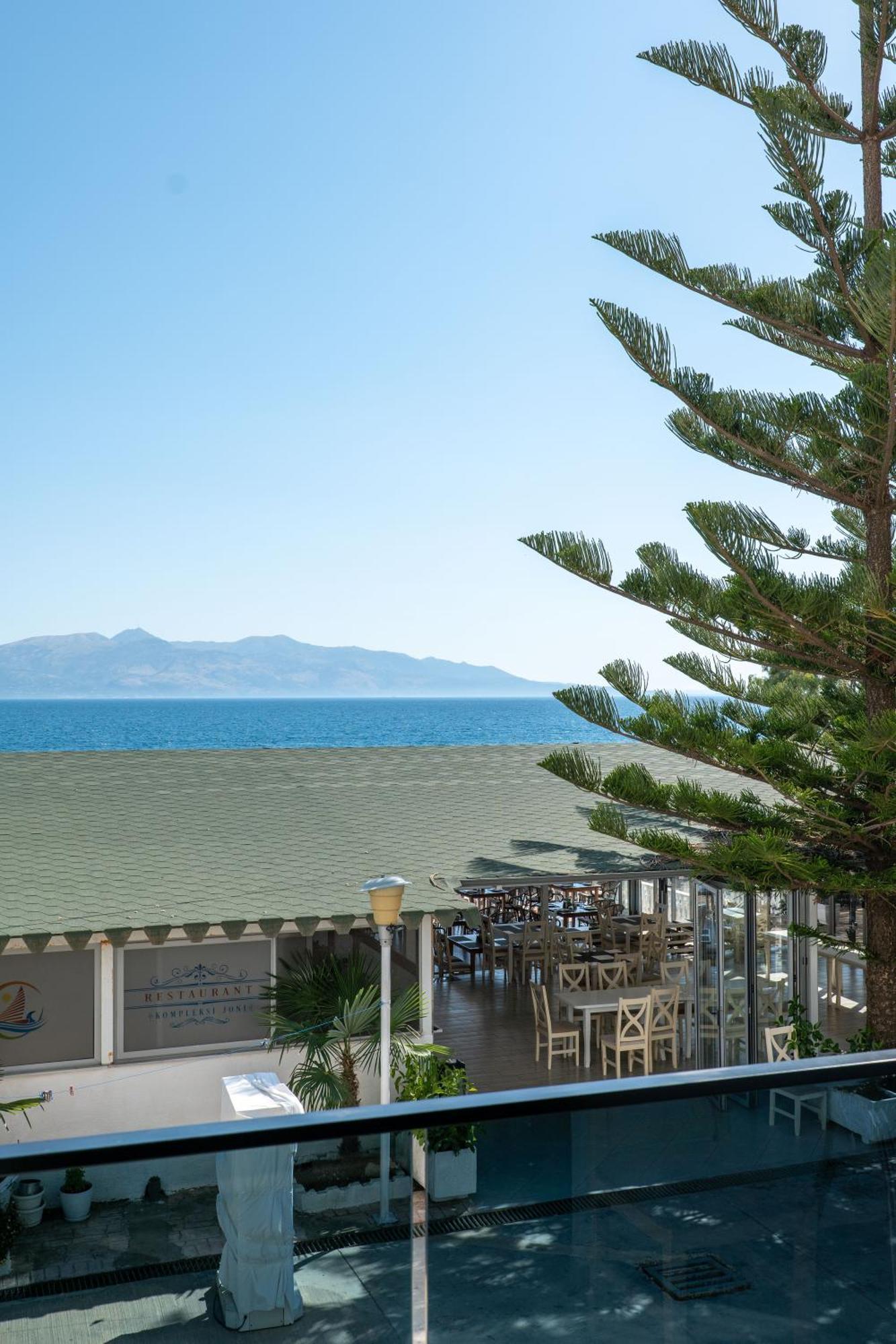 Hotel Kompleks Joni Sarandë Eksteriør billede