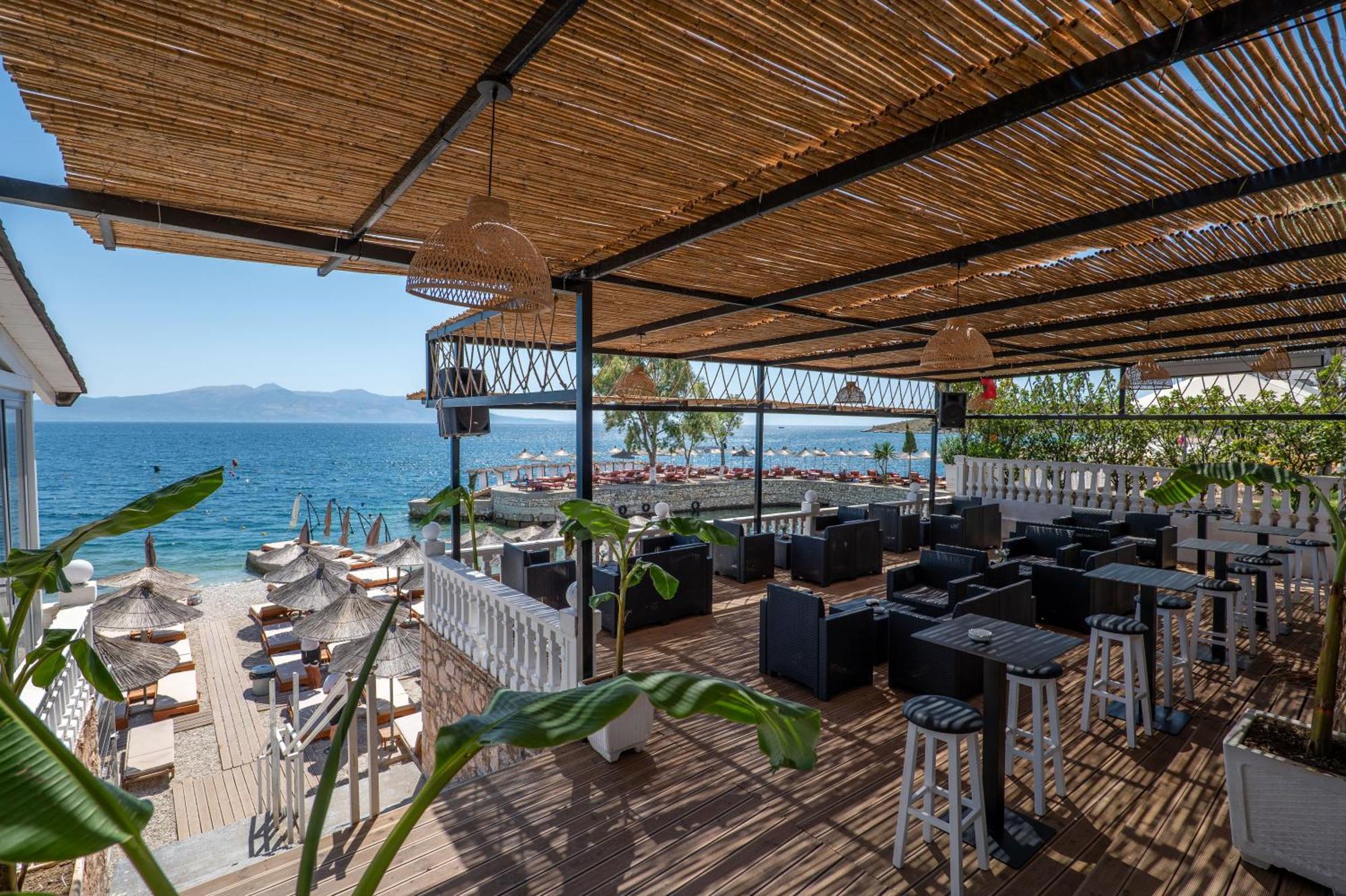 Hotel Kompleks Joni Sarandë Eksteriør billede
