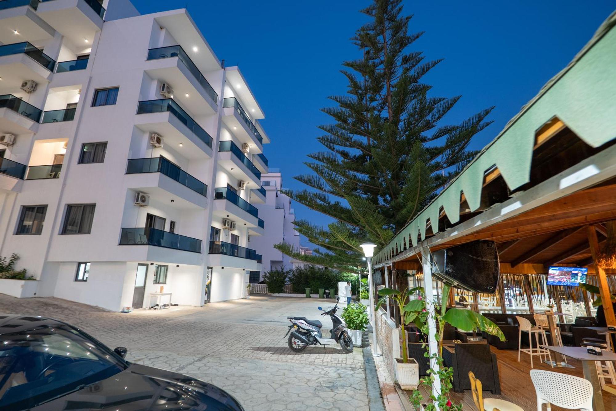 Hotel Kompleks Joni Sarandë Eksteriør billede