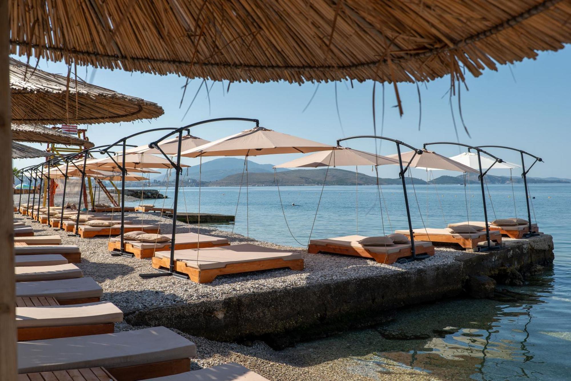 Hotel Kompleks Joni Sarandë Eksteriør billede