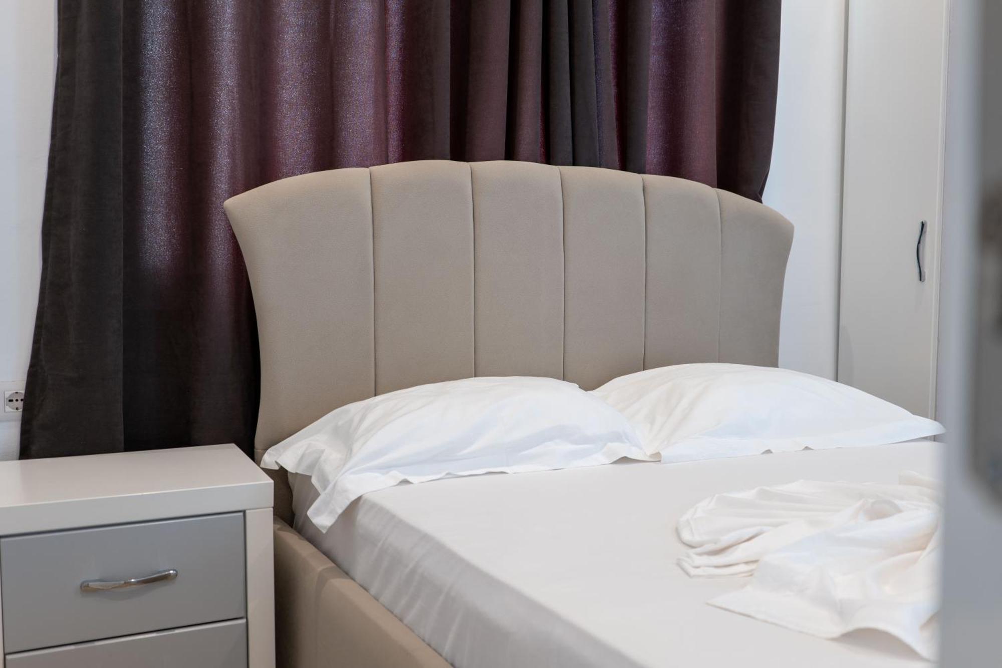 Hotel Kompleks Joni Sarandë Eksteriør billede