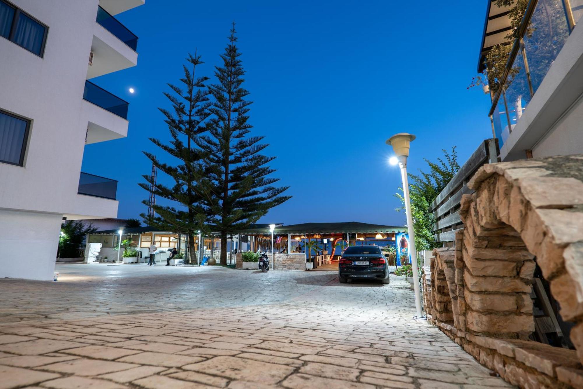 Hotel Kompleks Joni Sarandë Eksteriør billede